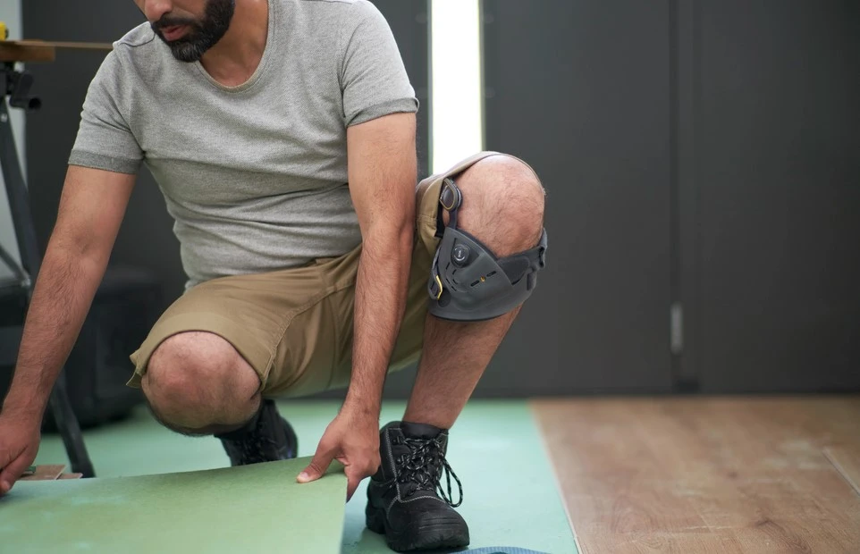 daily life with oa reaction knee brace